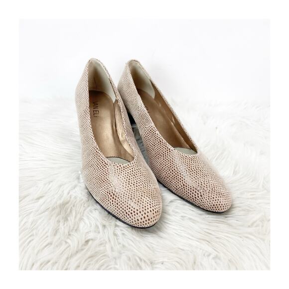 2/$30 VANELi Vintage Dayle 9 Taupe Womens Classic Embossed Leather Heeled Pump - Picture 3 of 16